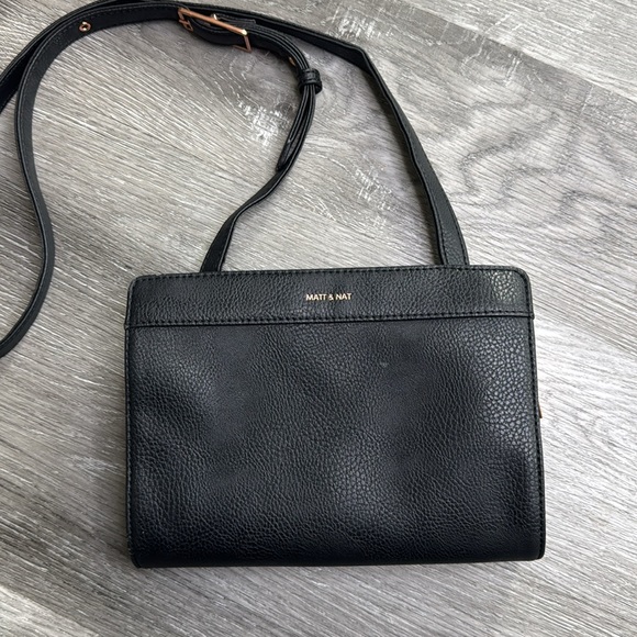Matt & Nat Crossbody Handbag - Picture 1 of 7